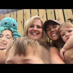 Meet your Posher, Lisa